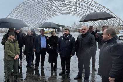 Група посланици от НАТО посетиха Украйна